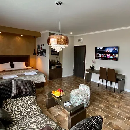 Aparthotel Luxury Ivon