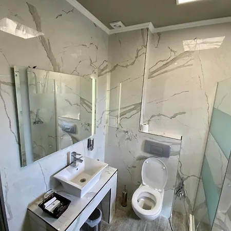 Luxury Ivon Aparthotel