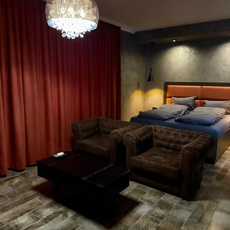 Luxury Ivon Apart-hotel