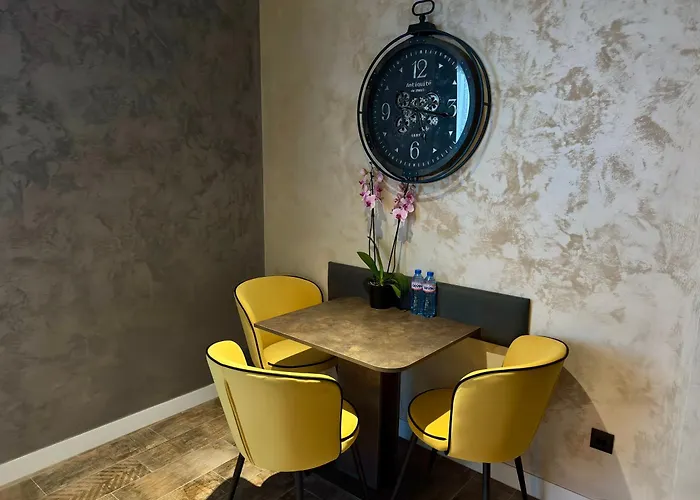 公寓式酒店 Luxury Ivon 4*