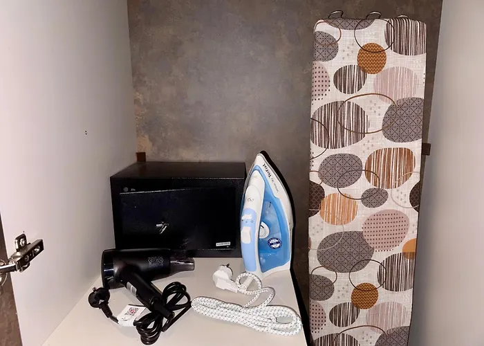 Luxury Ivon 公寓式酒店