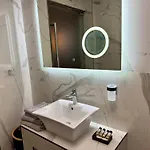 Luxury Ivon Апарт-отель Пловдив