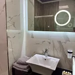 Апарт-отель Luxury Ivon