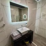 Luxury Ivon Апарт-отель 4*
