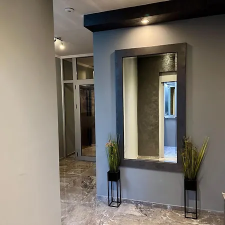 Luxury Ivon Апартхотел